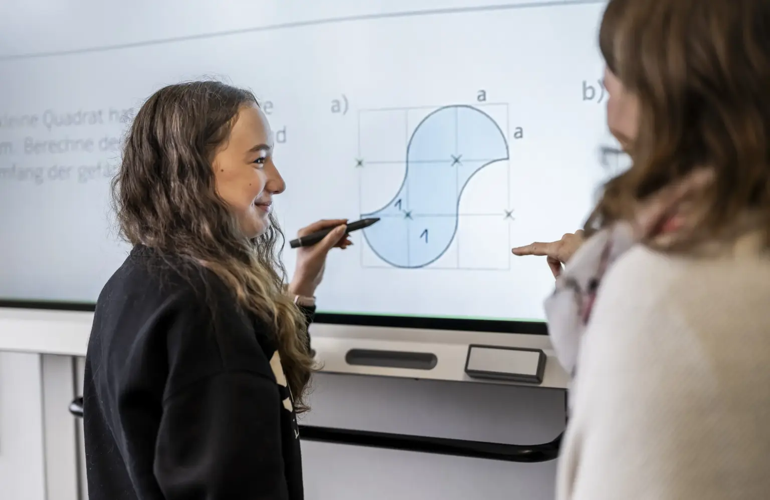 St Dominikus Gymnasium 2495 Unterricht Smartboard St. Dominikus KA Okt25 foto eberle